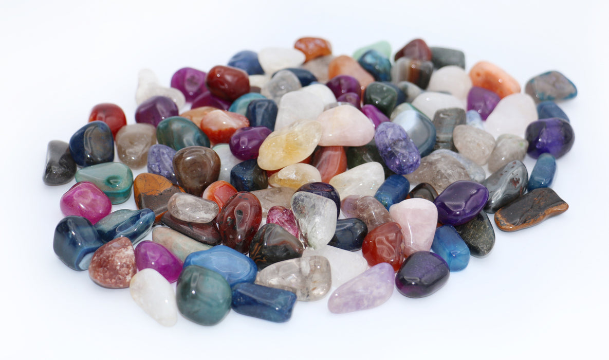 Schatzkiste groß - gefüllt mit Edelsteinmischung