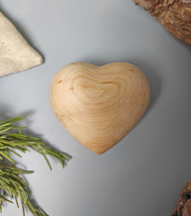 Zirbenholz Herz oder Zapfen | Handarbeit aus Südtirol